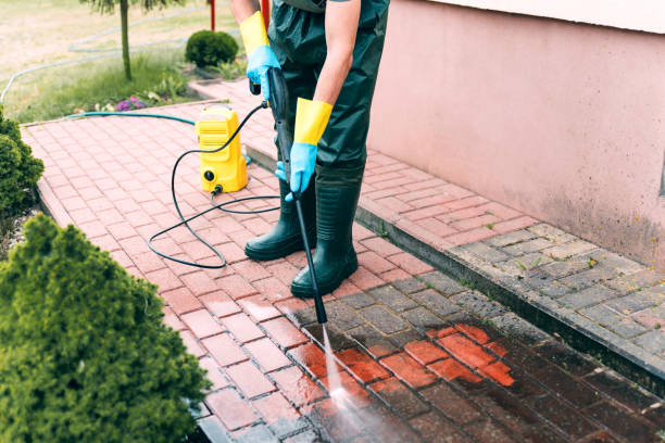 Best Garage Pressure Washing  in Pomeroy, OH